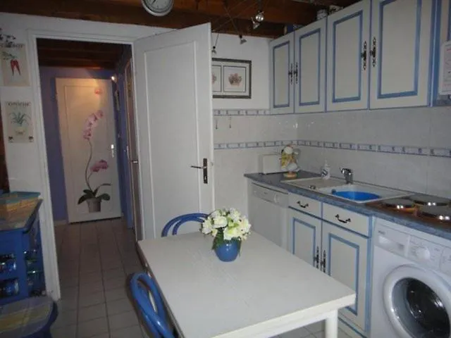 Belle Plein Sud Semi-climatisee 4 Couchages 2 Terrasse, Piscine Commune Parking Dans Securisee 200m De La Lrma54 Villa